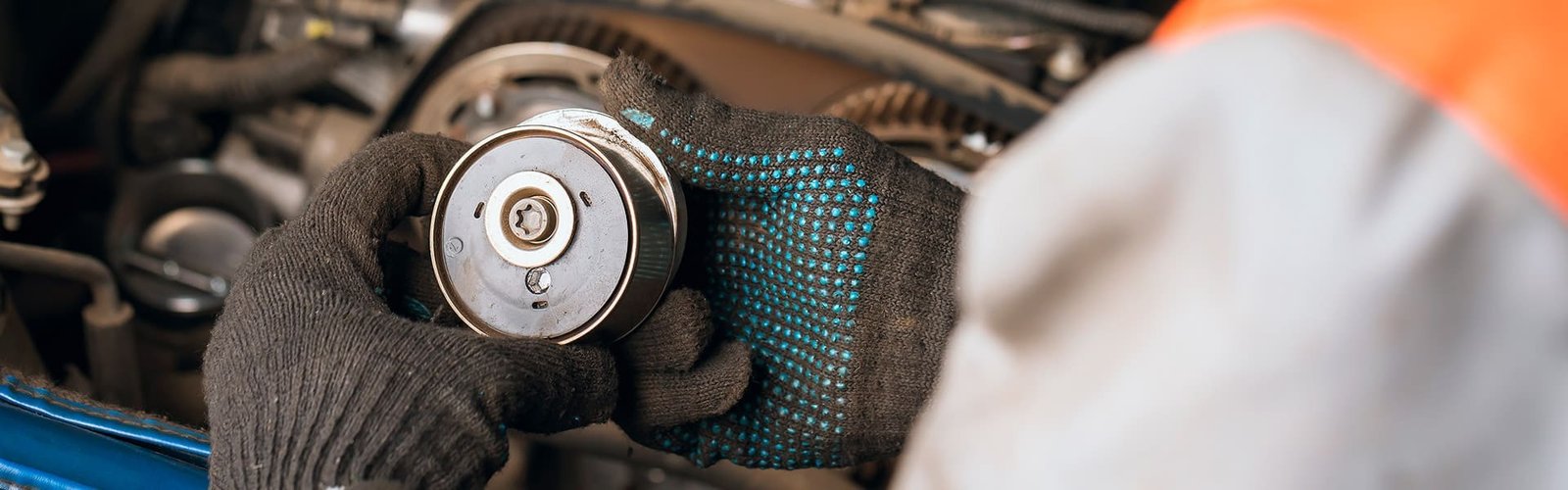 Заміна ролика  натягувача